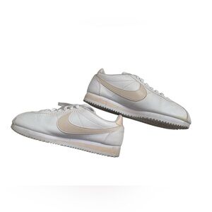 Women’s Classic Cortez Leather in “Guava Ice” | Size 7.5
